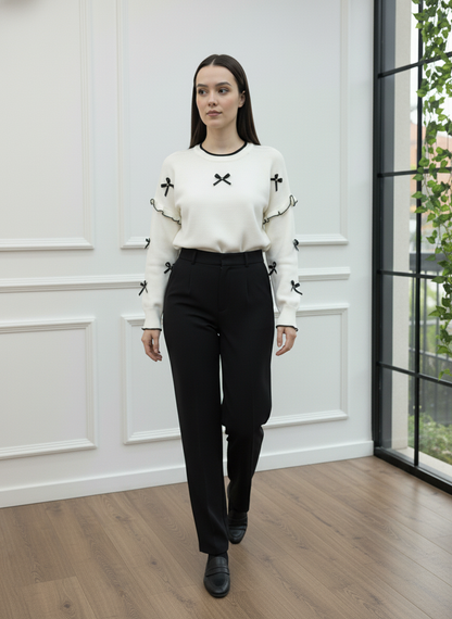 Fiyonk ve Fırfır Detaylı Triko Kazak