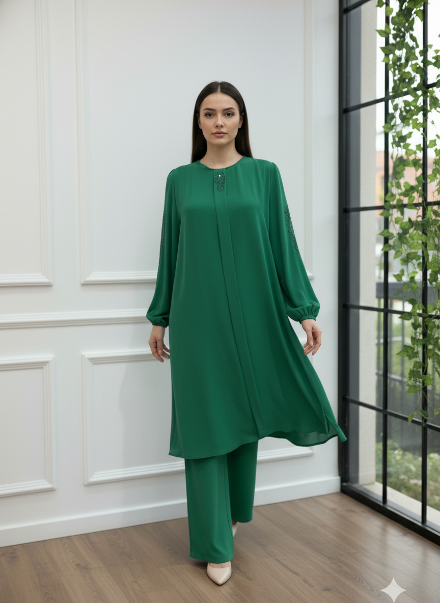 Yaka ve Kol Taş İşlemeli Manşetli Bordo İkili Takım