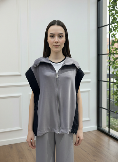 Omuzları Paraşüt Kumaş Detaylı Fermuarlı Takım